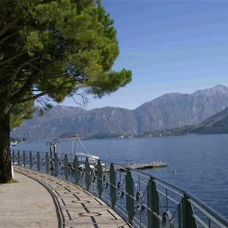Villa Il Piazzo Sleeps 6 Pool Menaggio